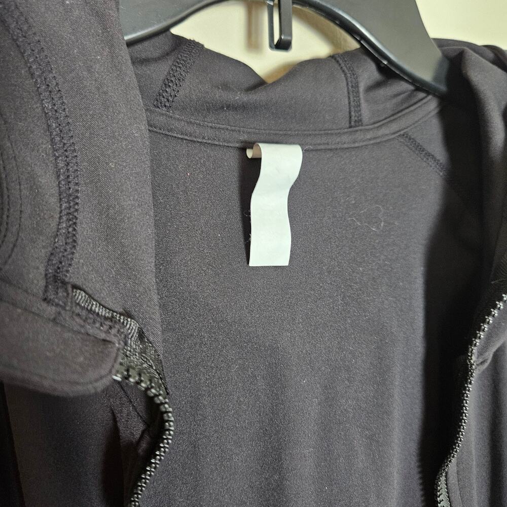 NWOT Zella Cropped Zippered Hooded Jacket *Flawed - Picture 5 of 10